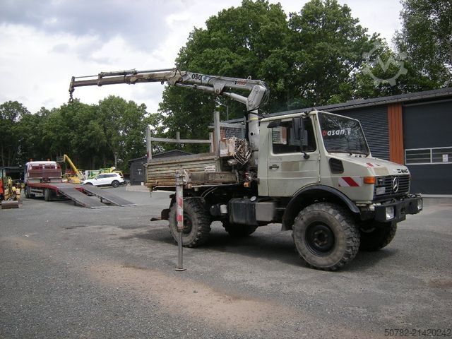 Dreiseitenkipper UNIMOG Unimog U1250 mit Kran
