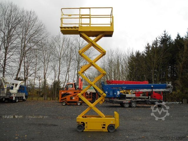 Work platform GENIE GS 1932, Scherenarbeitsbühne Genie 8 m