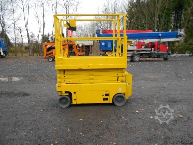 Work platform GENIE GS 1932, Scherenarbeitsbühne Genie 8 m