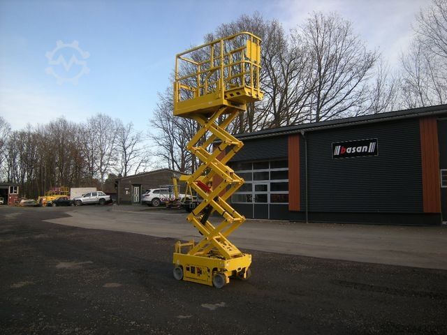 Work platform GENIE GS 1330, Genie mit neuen Batterien, 5,9 m