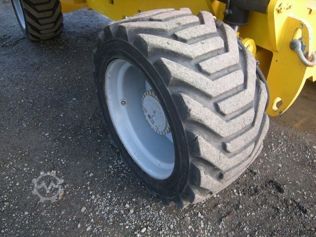 Arbeitsbühne GENIE Arbeitsbühne Genie S-85, AH 28 m