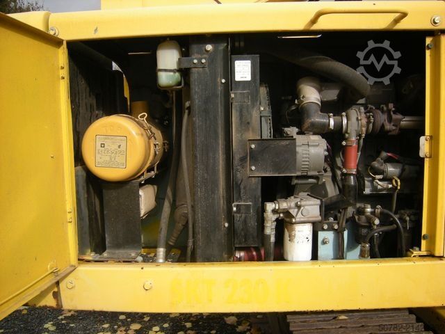 Arbeitsbühne Aichi SR21AJ, Arbeitsbühne , AH 23m