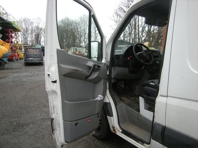 Kastenwagen VOLKSWAGEN Crafter 2EKE2, Werkstatt Ausbau Sortimo