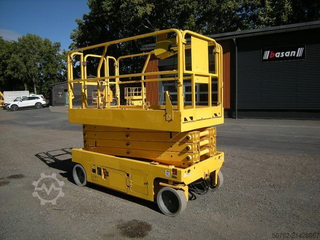 Work platform GENIE GS 2646, Scherenarbeitsbühne Genie 9,9 m