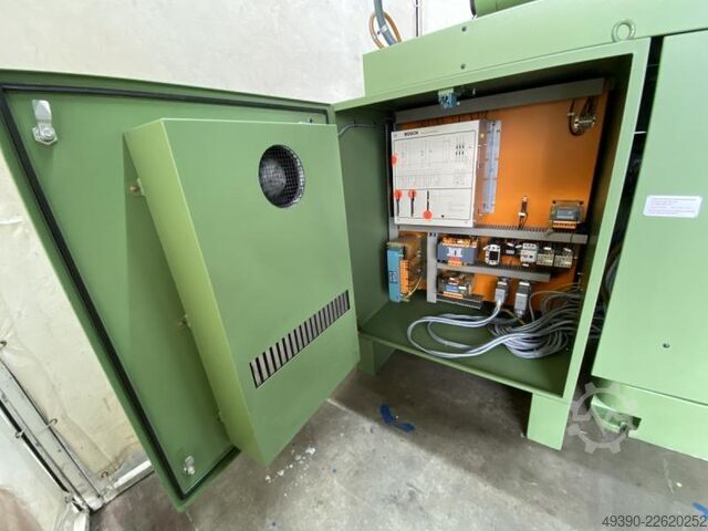 CNC Fräsmaschine, Werkzeugfräsmaschine mit Handrädern und Bahnsteuerung GRUNDIG Contur 2, Fräsmaschi DECKEL FP 4 MA