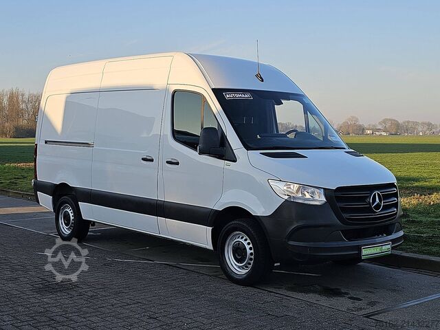 High-roof van MERCEDES-BENZ SPRINTER 317 L2H2 Mbux10 Navi