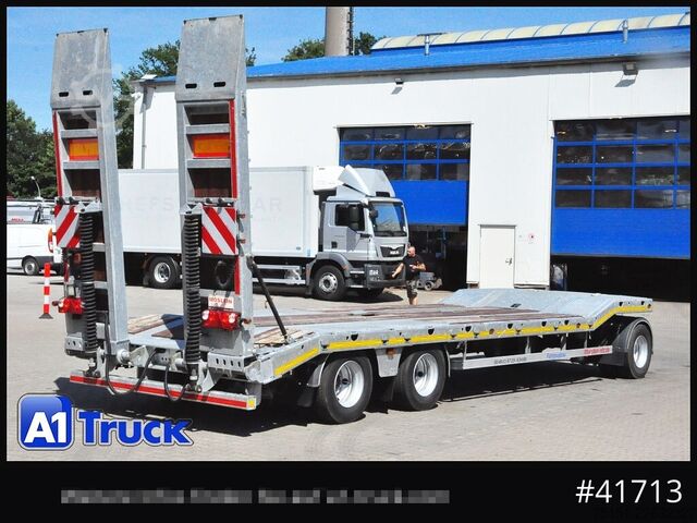 Low loader trailer Möslein TA 3, verzinkt verbreiterbar, Ladefläche 8770mm