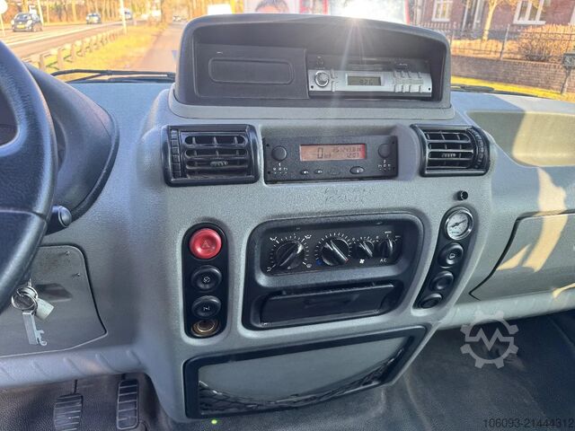 BE-SZM Renault Mascott 150 BE icm  Veldhuizen dieplader