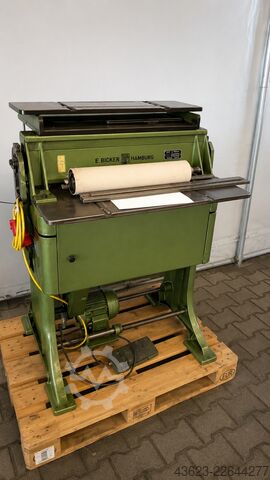 Nut- und Perforiermaschine E. Bickel HK 3/68