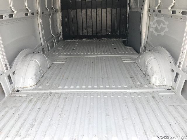 Panel van IVECO DAILY 35S14 V FURGONE