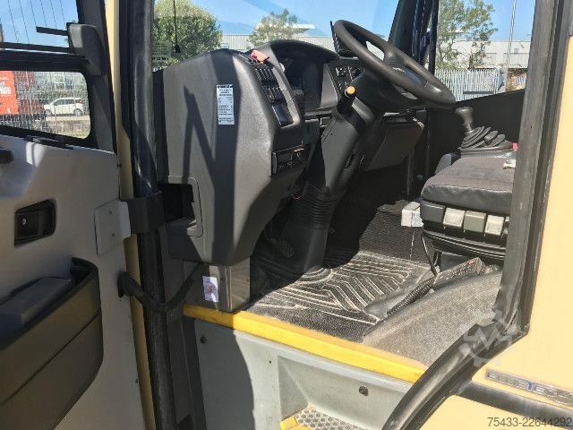 Bus Mercedes-Benz ATEGO SITCAR SCUOLABUS 54+3+1