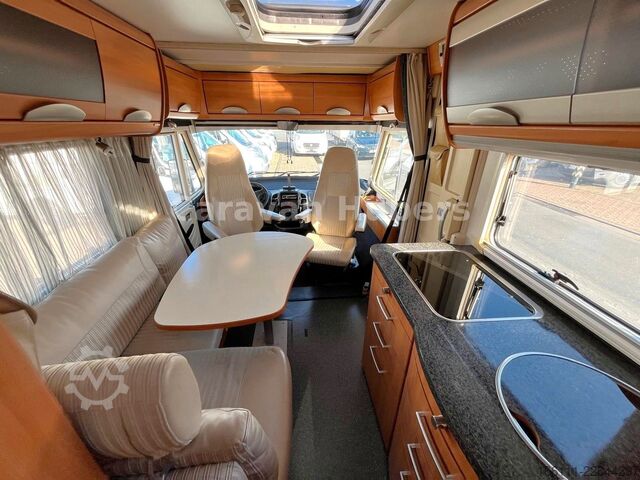 Integriertes Wohnmobil HYMER/ERIBA B 614 - Festbett- Klima -  - Solar -