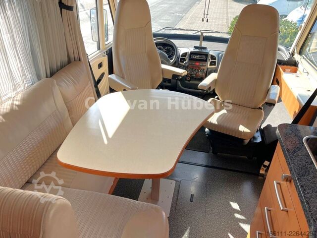 Integriertes Wohnmobil HYMER/ERIBA B 614 - Festbett- Klima -  - Solar -