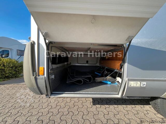 Integriertes Wohnmobil HYMER/ERIBA B 614 - Festbett- Klima -  - Solar -