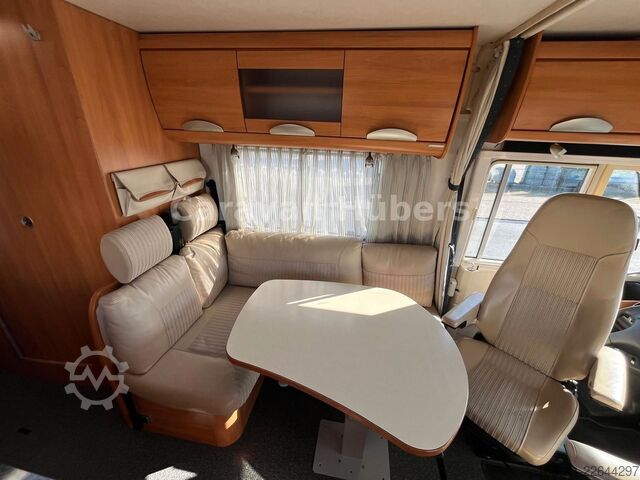 Integriertes Wohnmobil HYMER/ERIBA B 614 - Festbett- Klima -  - Solar -