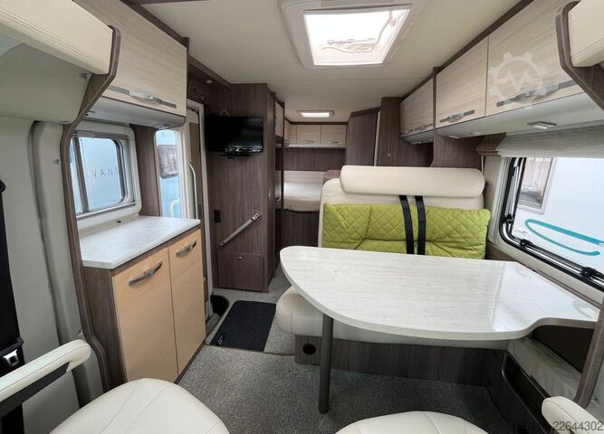 Teilintegriertes Wohnmobil BÜRSTNER Nexxo T 660 - Festbett -  - Klima -
