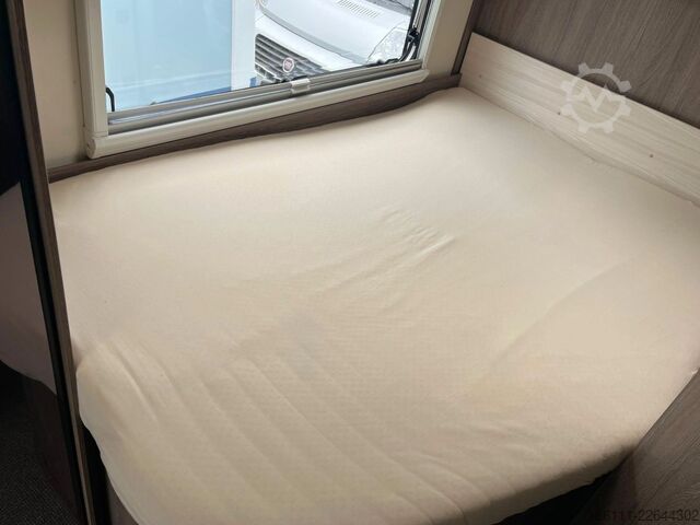 Teilintegriertes Wohnmobil BÜRSTNER Nexxo T 660 - Festbett -  - Klima -