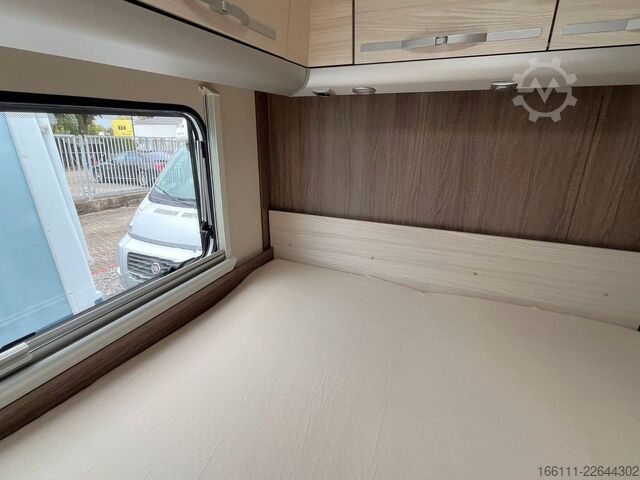 Teilintegriertes Wohnmobil BÜRSTNER Nexxo T 660 - Festbett -  - Klima -
