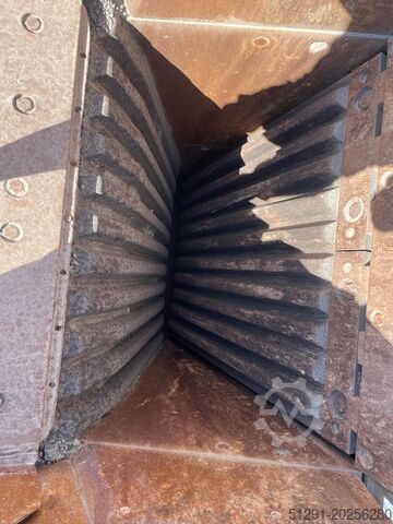 Tracked jaw crusher Kleemann 