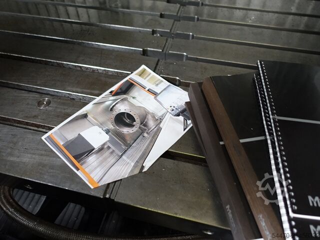 Vertical 5-axis machining center MAZAK SMOOTH VTC-800/30SR