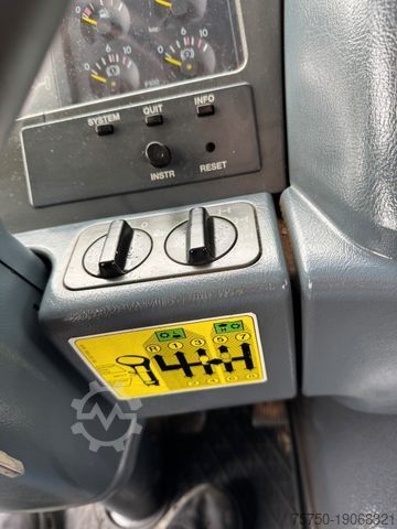 Dreiseitenkipper LKW MERCEDES-BENZ Actros 1831 4x4 Kipper - Kran- Kupplung- Blattfe