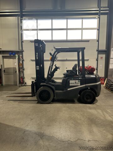 TCM LPG Forklift FG35T3S TCM FG35T3