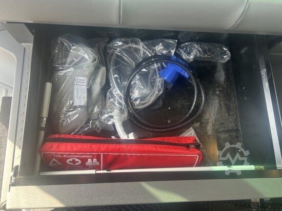 Container VW T6.1 MULTIVAN CALIFORNIA OCEAN TEILINTEGRIERT, AHV, AUFSTELLDACH