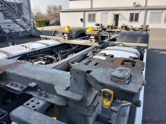 Swap body truck DAF XF 480 FAN SDG 7,45/7,82 Lenkachse A3