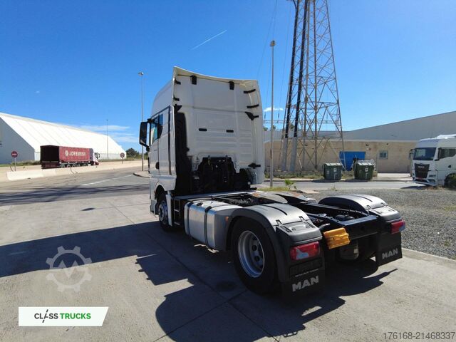 Standard tractor unit MAN TGX 18.470 GX