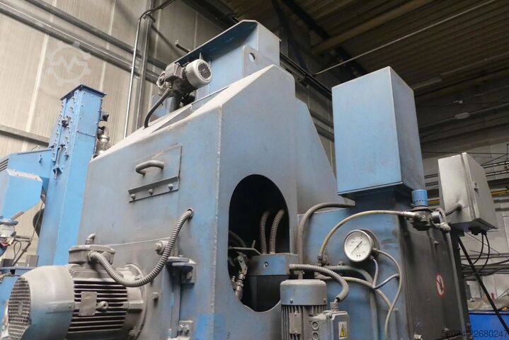 USF Wheelabrator T83 Raupenstrahlanlage USF Wheelabrator T83