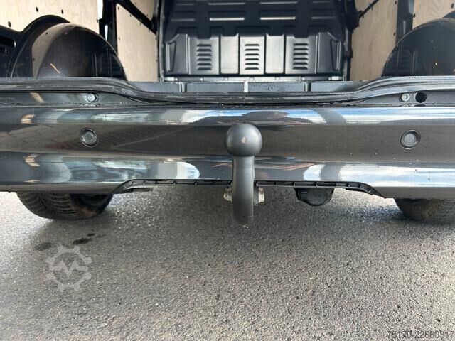Hochdachkombi Mercedes-Benz Vito 116 CDI 9G AHK2,5to Klima LED Kamera