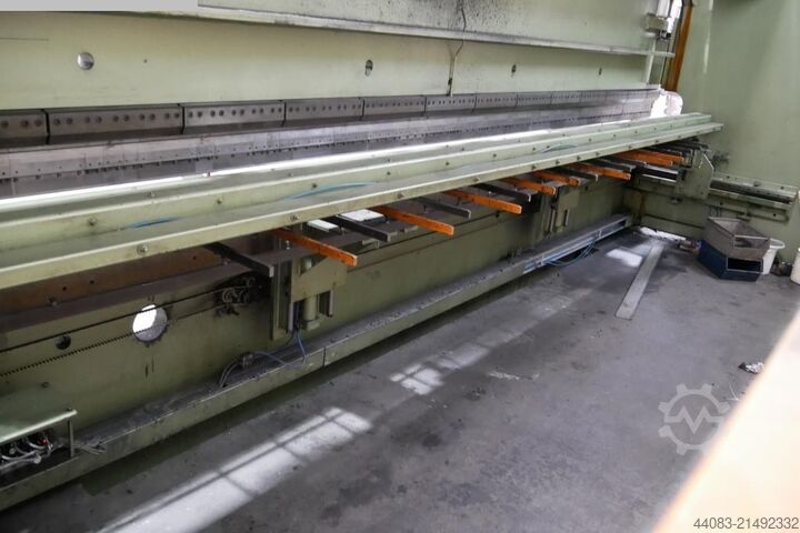Hydr. pressbrake EHT EHP S 320-7250