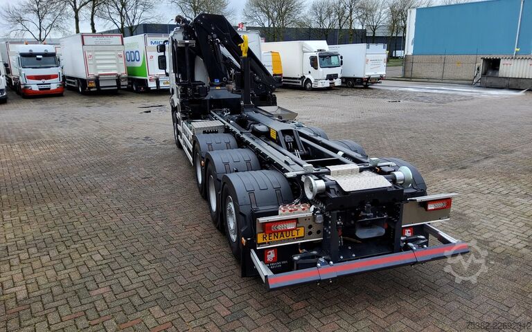 Hakenarmsystem Renault C520 P8x4-4 TRIDEM ROAD 13 LITER + HIAB Z-KRAAN...