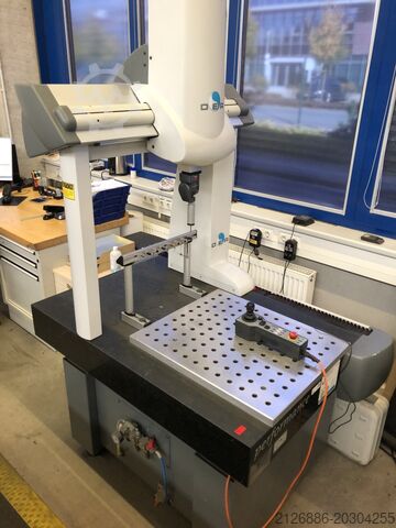 Coordinate measuring machine HEXAGON DEA Global Performence