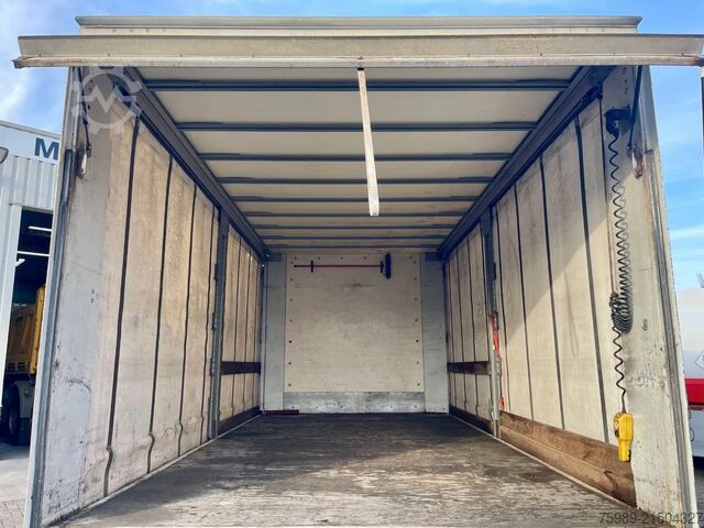 Schiebeplane Renault Midlum 180 11,9t  Manual.  490026 km, MOT 02-04...