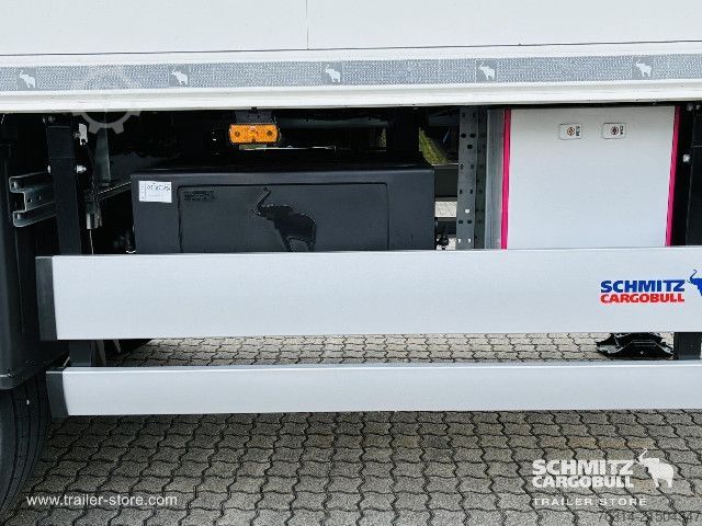 Reefer semitrailer Schmitz Cargobull Tiefkühler Standard Ladebordwand