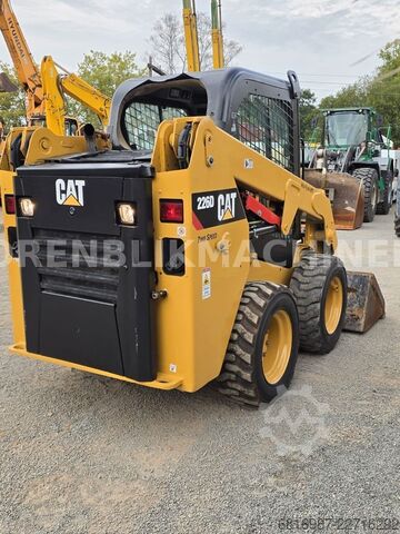 Minibagger CATERPILLAR 226D