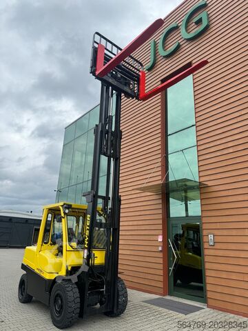 4-wheel forklift Hyster H 5.0FT/Positioner+sideshift/ 3662 hours