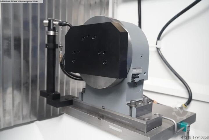 Vertical processing machine CHIRON MILL 1250