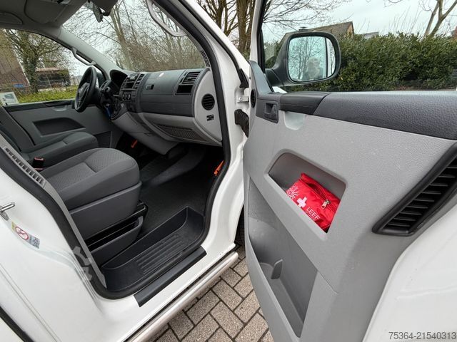 Kleinbus VW T5 Kombi Lang 2.0 Tdi BlueMotion 9 Sitze DSG