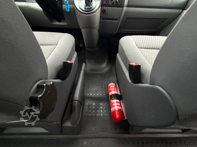 Kleinbus VW T5 Kombi Lang 2.0 Tdi BlueMotion 9 Sitze DSG