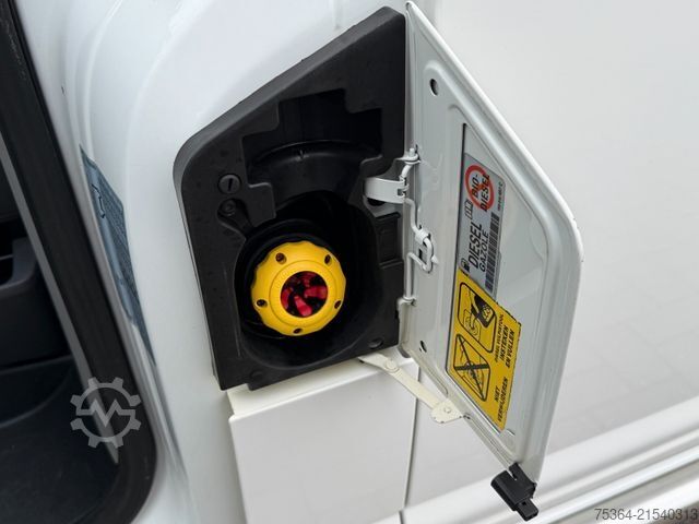 Kleinbus VW T5 Kombi Lang 2.0 Tdi BlueMotion 9 Sitze DSG