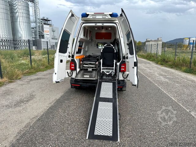 Feuerwehrfahrzeug VW VW T6,2.0 TDI Krankentrage und Sessel