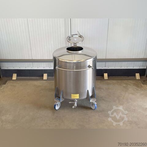 920 liter mobile storage tank made of V2A stainless steel S17135