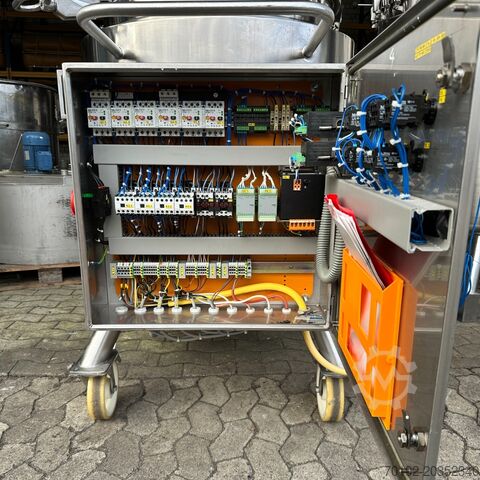 345 liter electrically heated vacuum tank made of V4A with propeller agitator. Diessel B0010