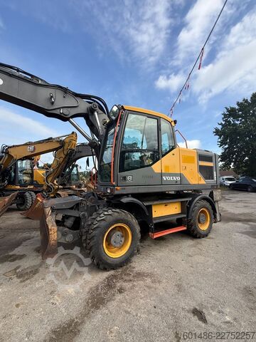 Mobile excavator VOLVO EW 180 E