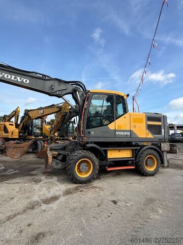 Mobile excavator VOLVO EW 180 E