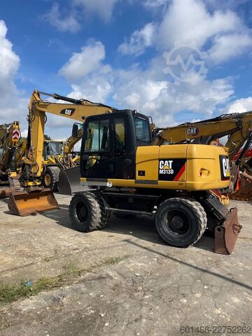 Mobile excavator CATERPILLAR M313 D