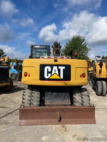 Mobile excavator CATERPILLAR M313 D
