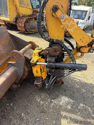 Mobile excavator CATERPILLAR M313 D